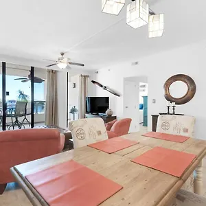 East Pass 207 Apartment